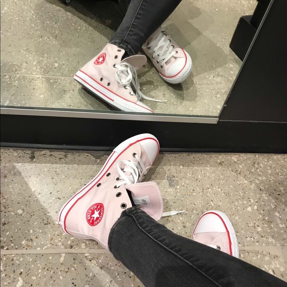 Girls' Converse Chuck Taylor All Star High-Top Sneakers Pink Sizes NIB #660098F - Picture 2 of 11